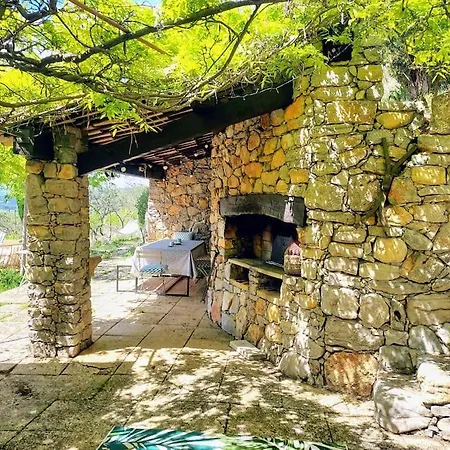 La Maison De Ninia Дом отдыха *